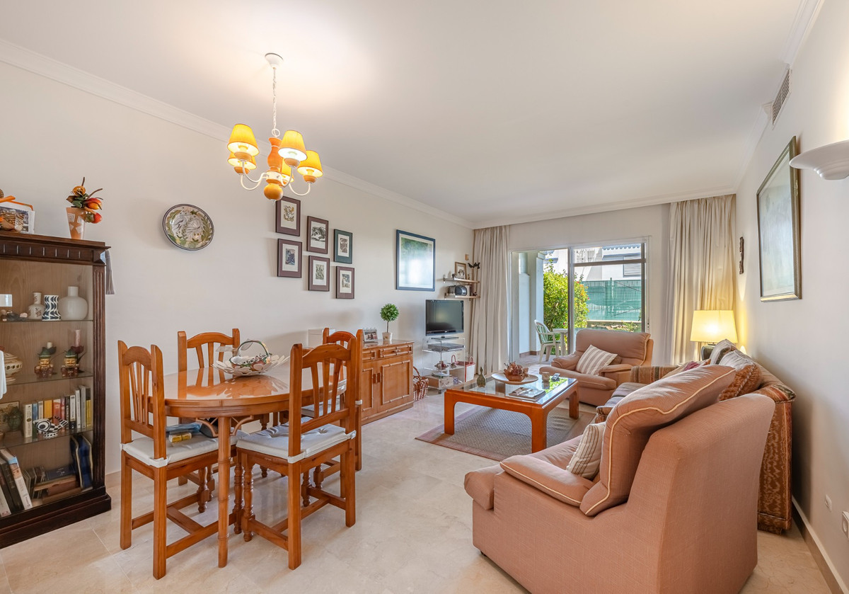 Appartement te koop in Nueva Andalucía | 2 slaapkamers H5155369