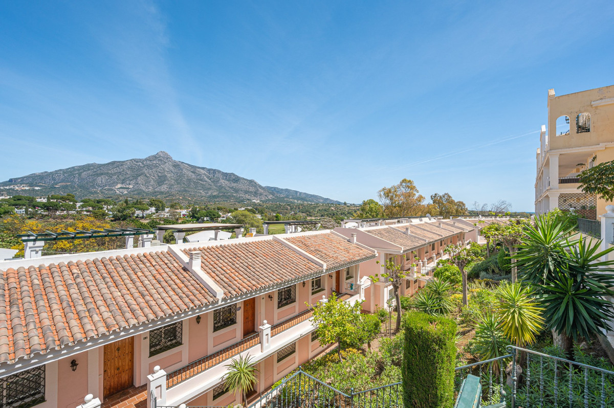Appartement te koop in Nueva Andalucía | 2 slaapkamers H5155369