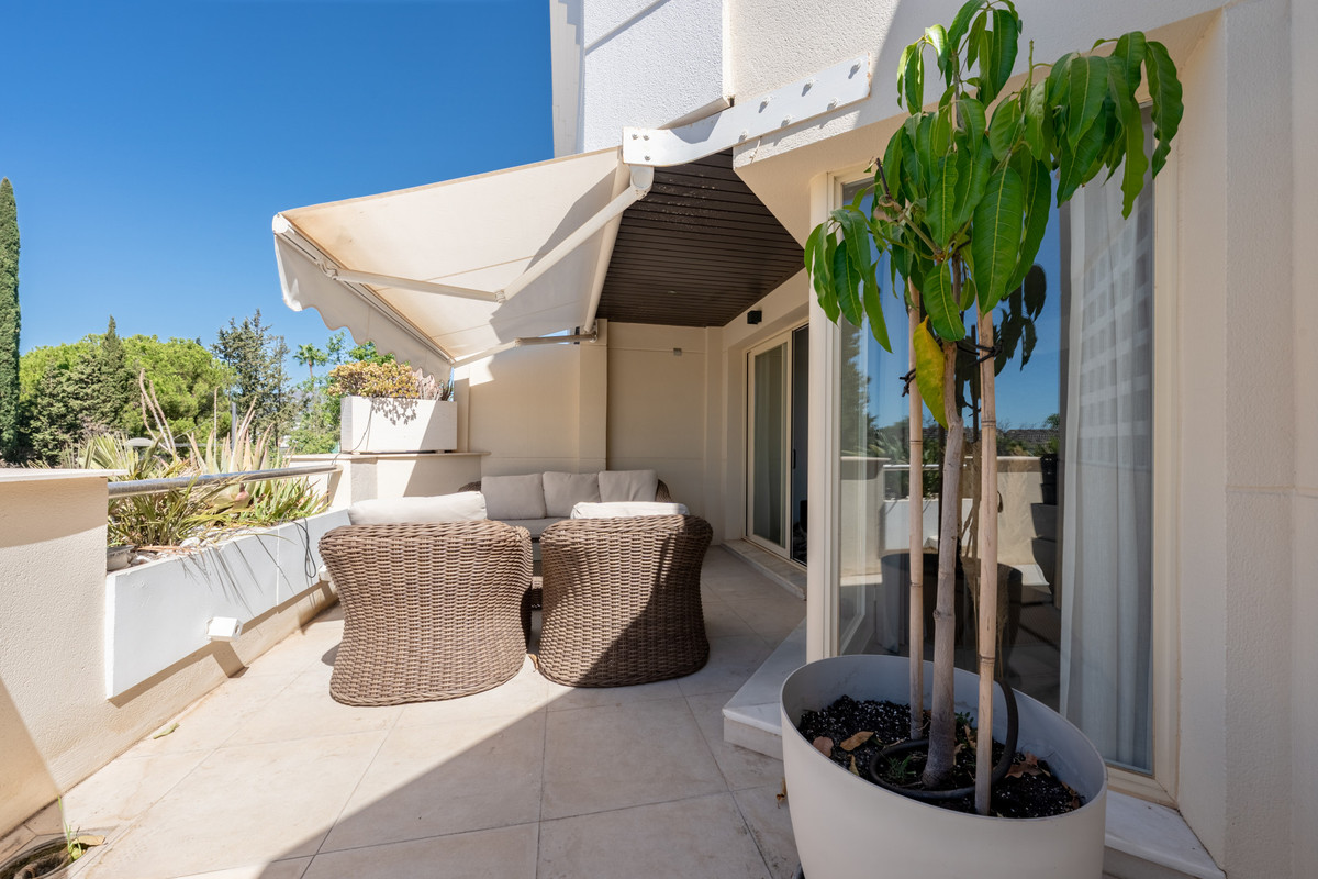 Appartement te koop in Nueva Andalucía | 3 slaapkamers H5155405