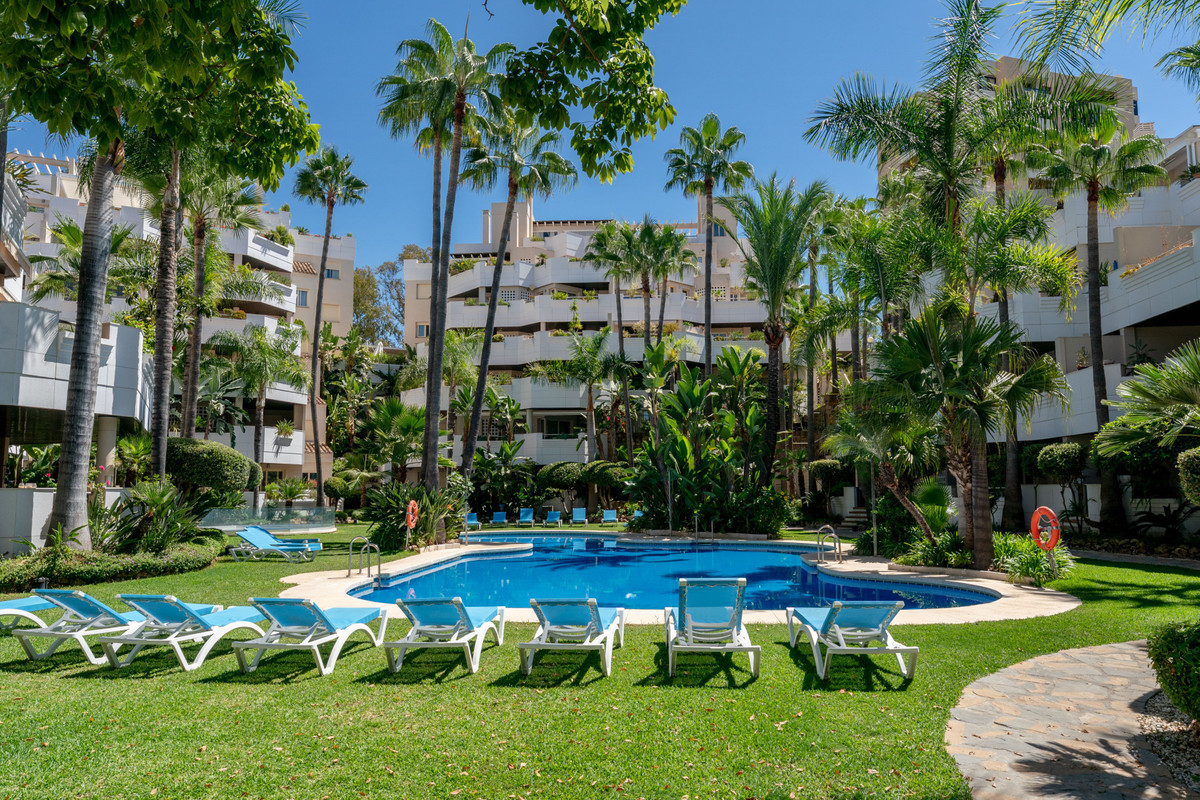 Appartement te koop in Nueva Andalucía | 3 slaapkamers H5155405