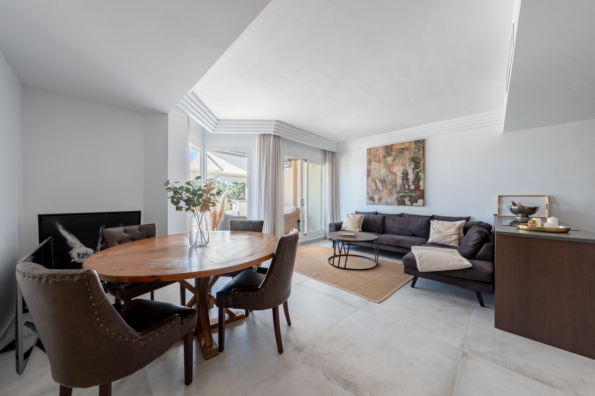Appartement te koop in Nueva Andalucía | 3 slaapkamers H5155405