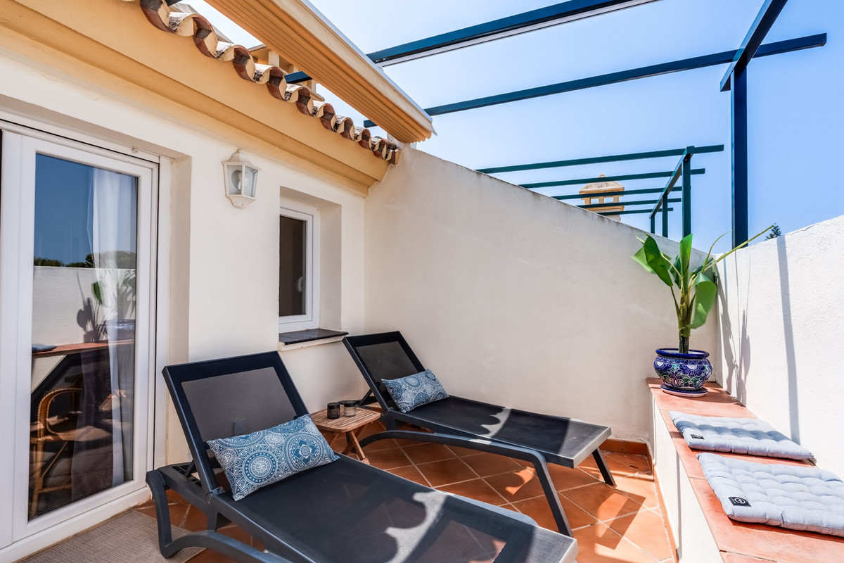 Appartement te koop in Nueva Andalucía | 2 slaapkamers H5155711