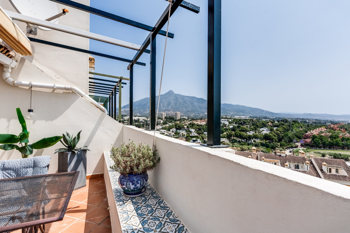 Appartement te koop in Nueva Andalucía | 2 slaapkamers H5155711