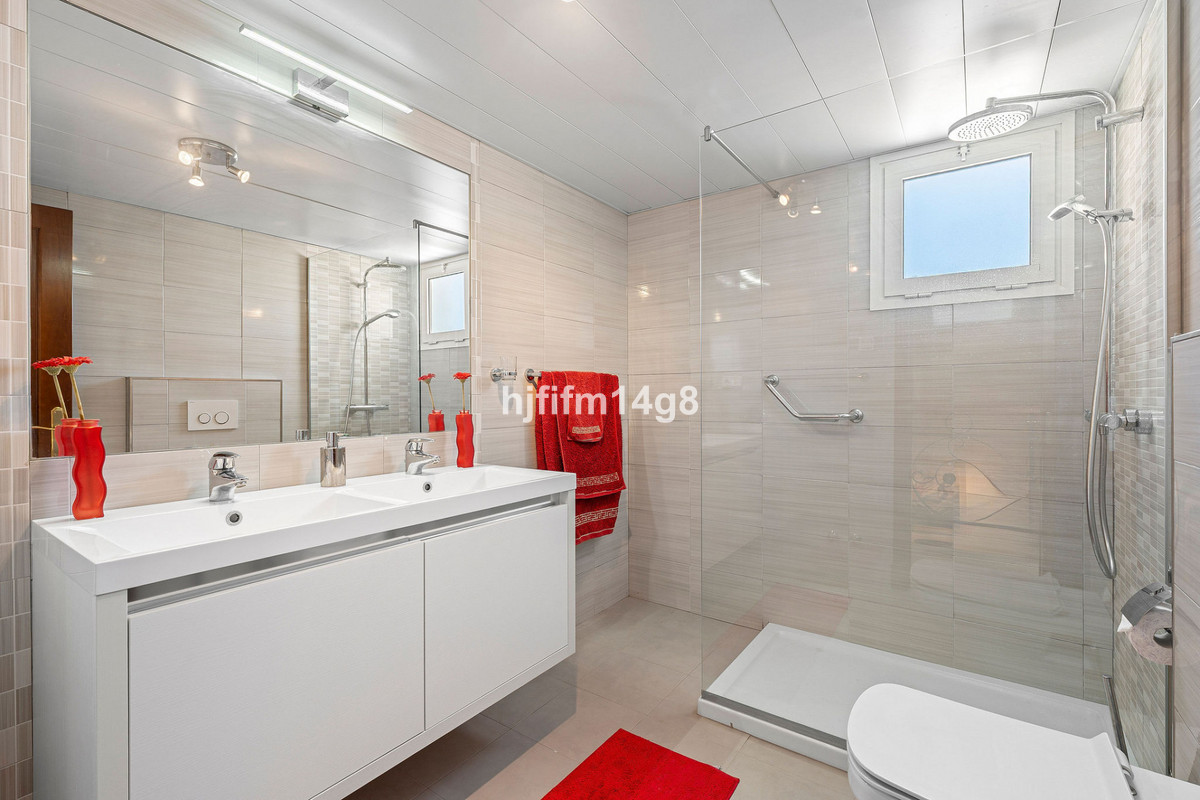 Appartement te koop in Nueva Andalucía | 3 slaapkamers H5158996