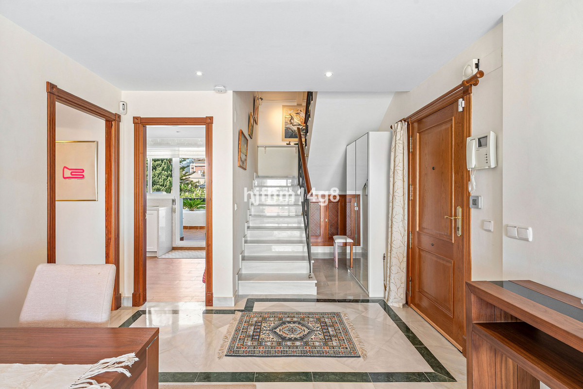 Appartement te koop in Nueva Andalucía | 3 slaapkamers H5158996