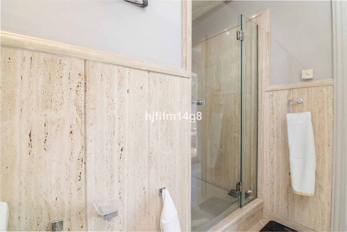 Appartement te koop in Nueva Andalucía | 3 slaapkamers H5159743