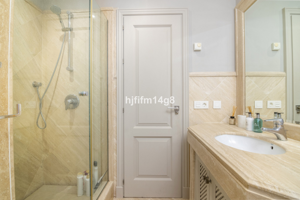 Appartement te koop in Nueva Andalucía | 3 slaapkamers H5159743