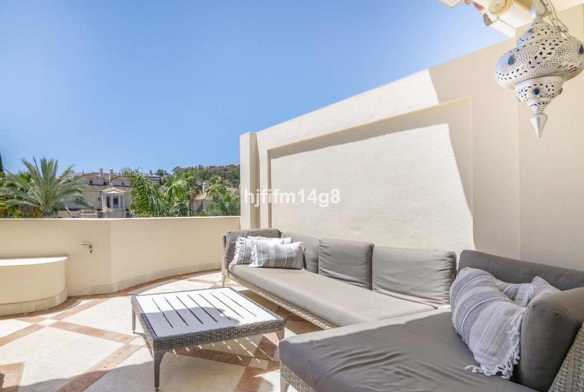 Appartement te koop in Nueva Andalucía | 3 slaapkamers H5159743