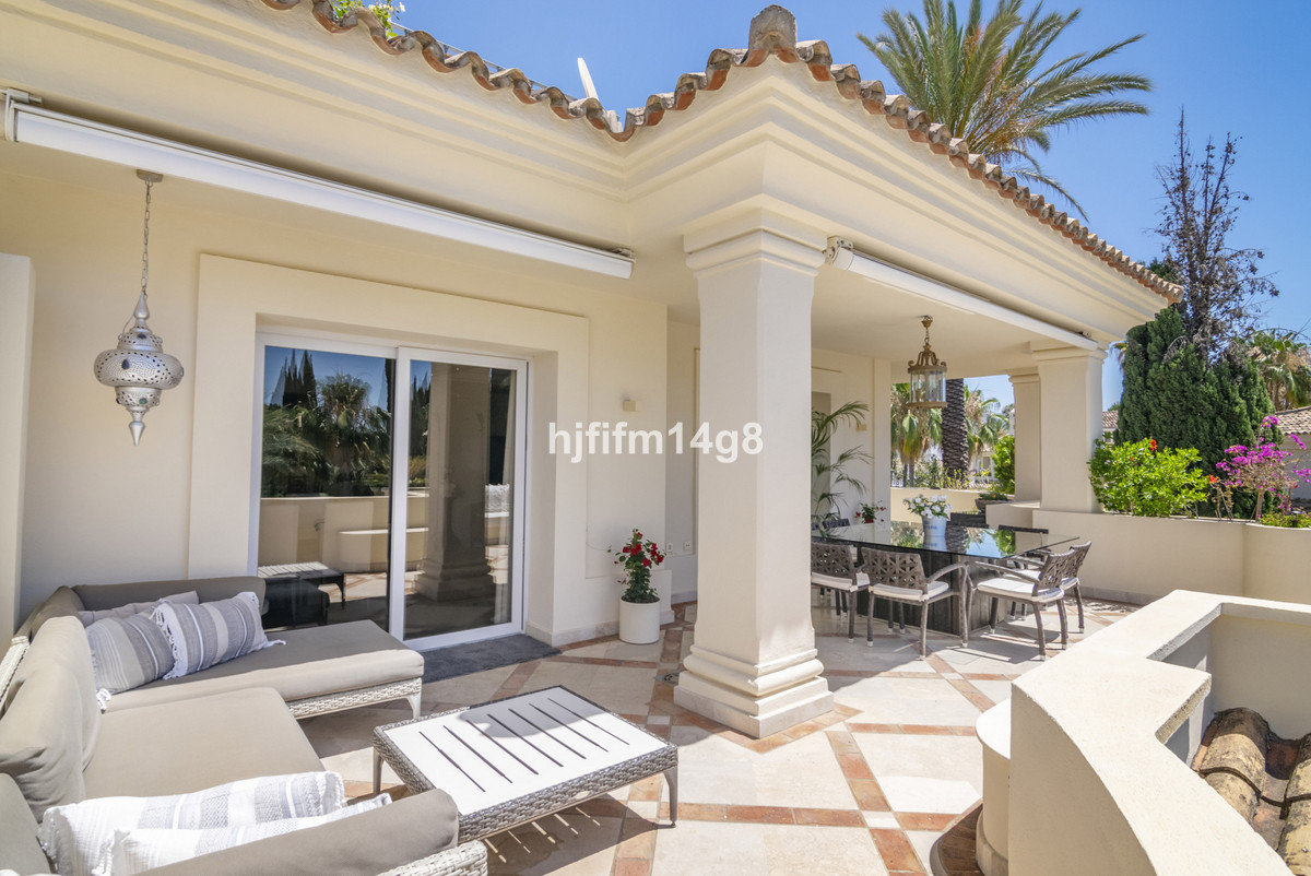 Appartement te koop in Nueva Andalucía | 3 slaapkamers H5159743