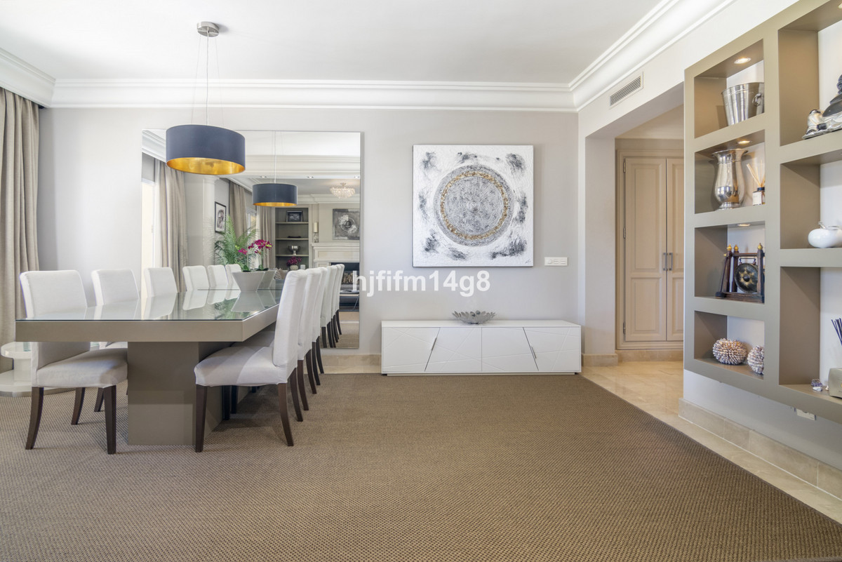 Appartement te koop in Nueva Andalucía | 3 slaapkamers H5159743