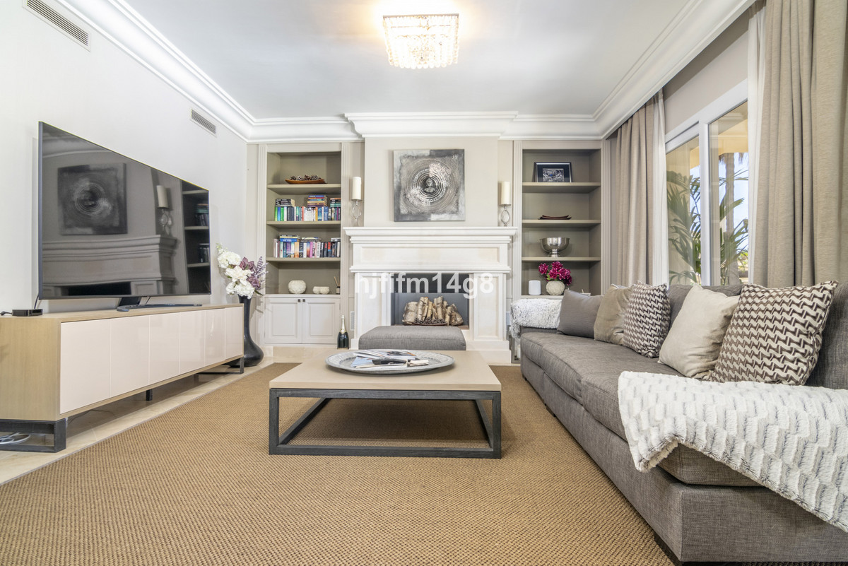 Appartement te koop in Nueva Andalucía | 3 slaapkamers H5159743
