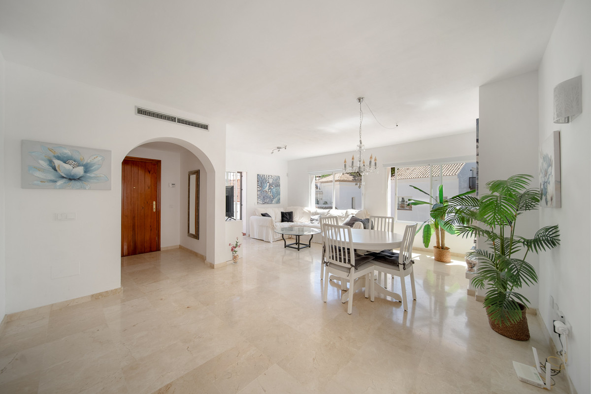 Appartement te koop in Nueva Andalucía | 3 slaapkamers H5160301