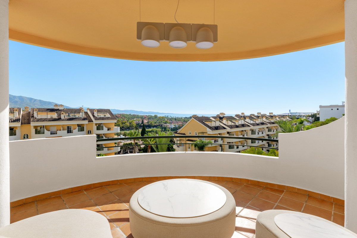 Duplex te koop in Nueva Andalucía | 3 slaapkamers H5161573