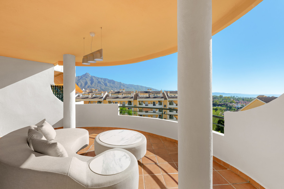 Duplex te koop in Nueva Andalucía | 3 slaapkamers H5161573