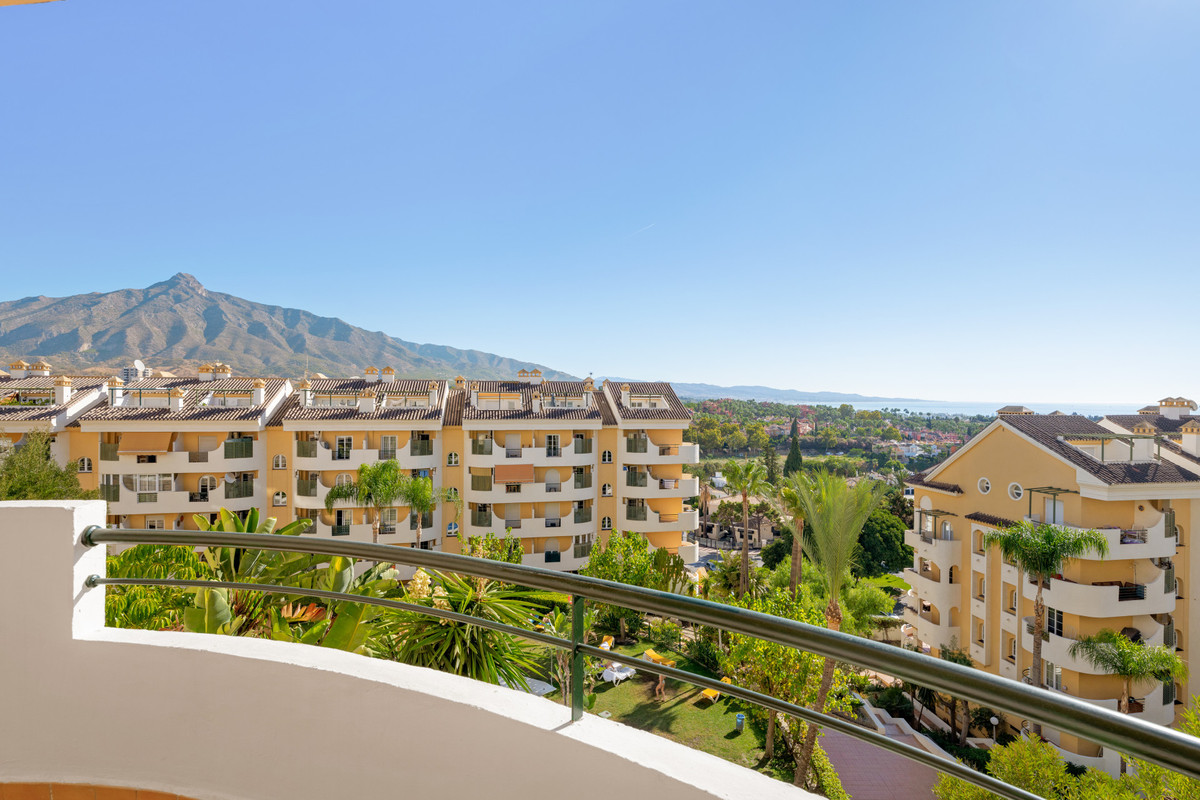 Duplex te koop in Nueva Andalucía | 3 slaapkamers H5161573