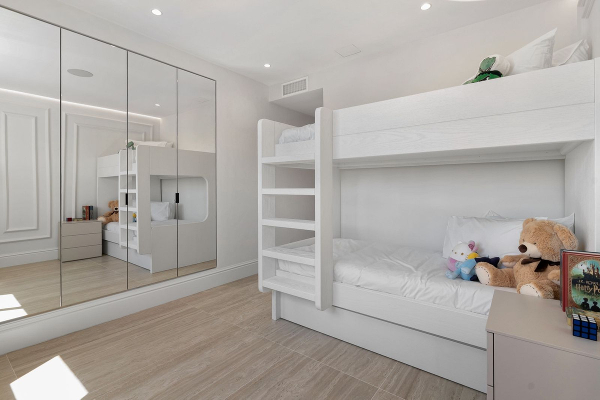 Property main view 33