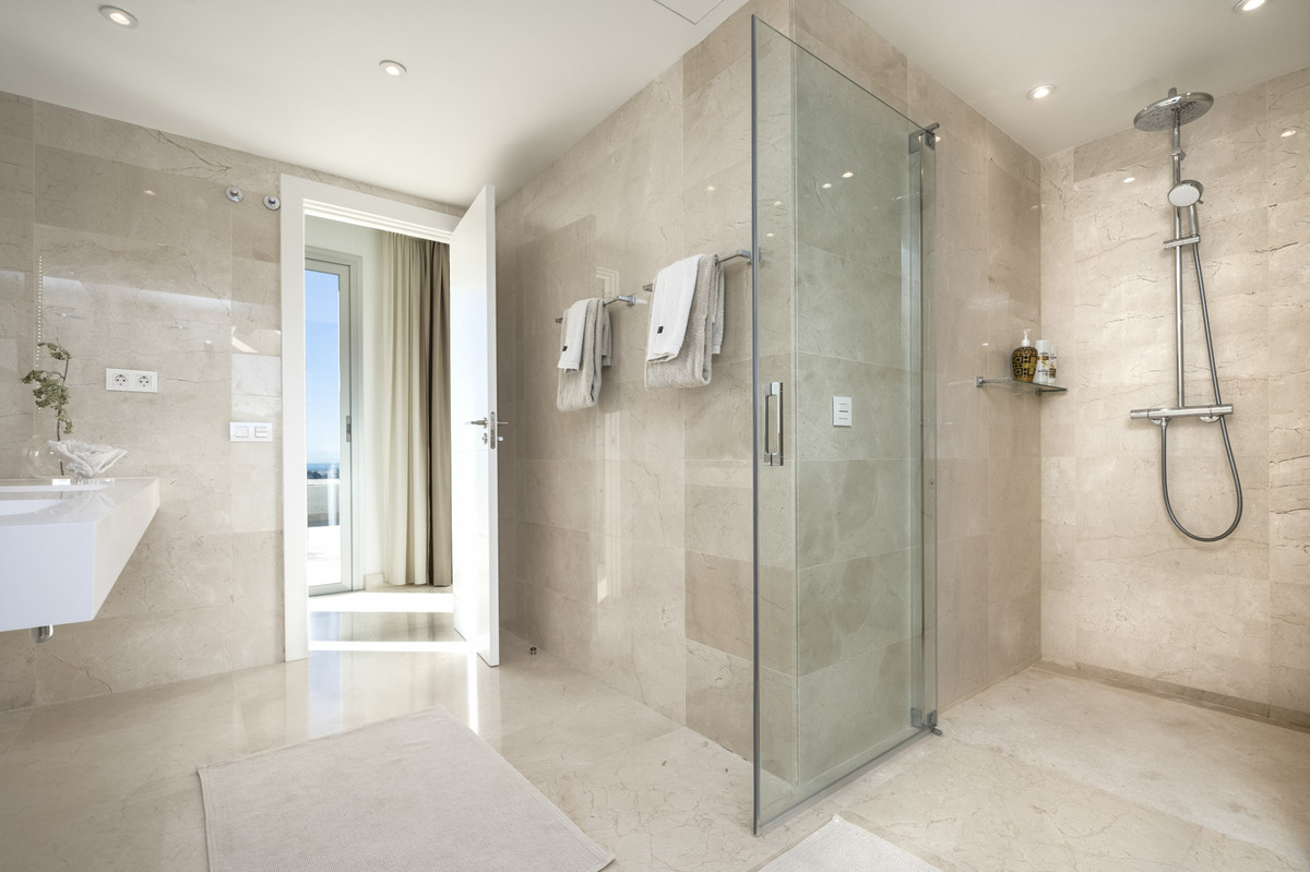 Property main view 40