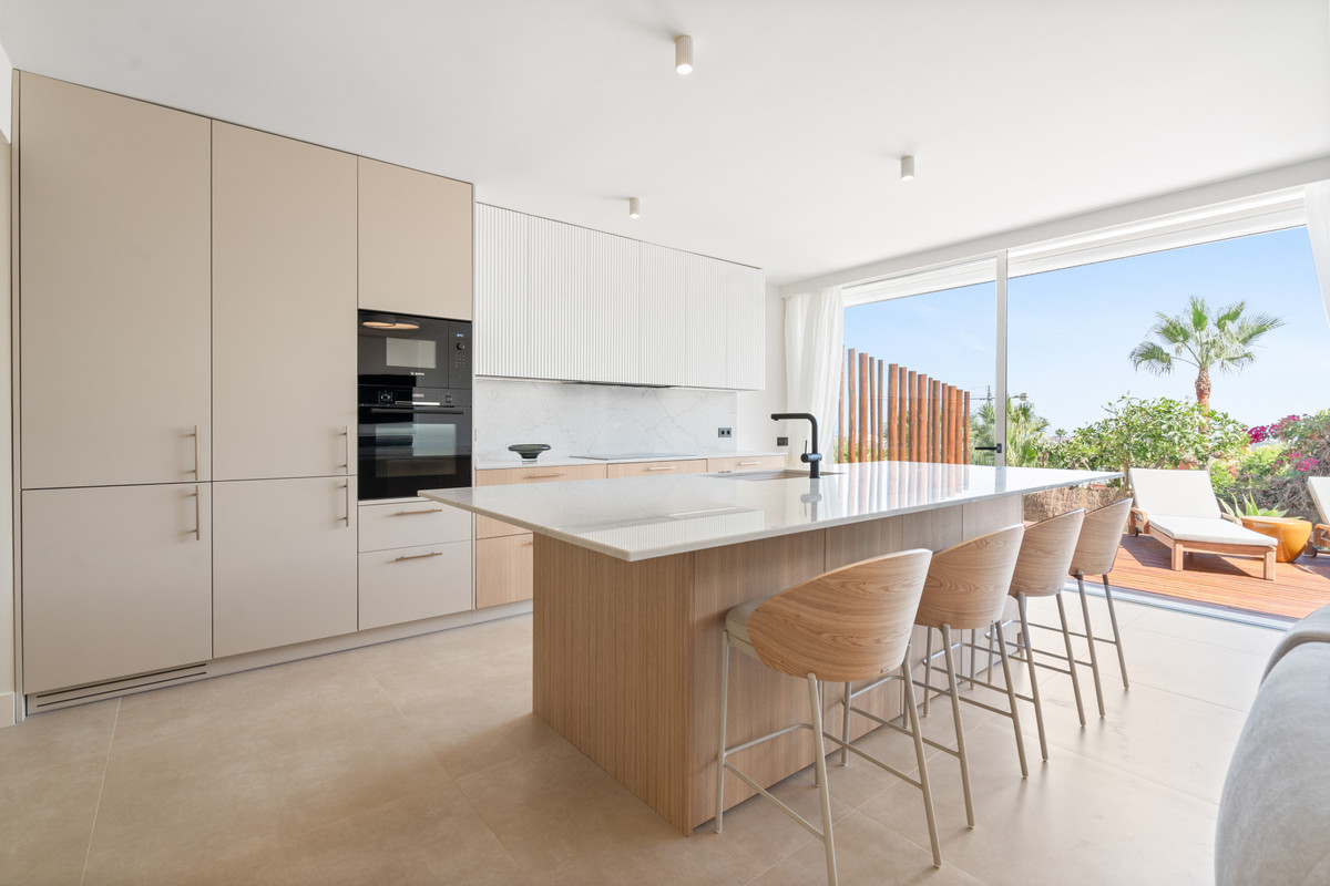 Appartement te koop in Nueva Andalucía | 3 slaapkamers H5194399