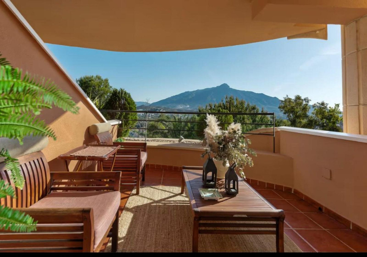 Appartement te koop in Nueva Andalucía | 2 slaapkamers H5200120