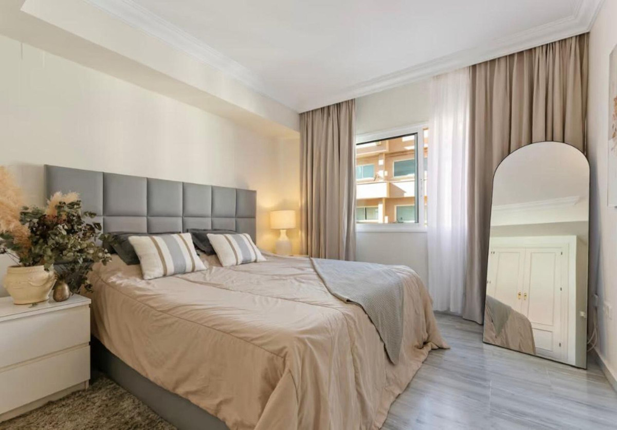 Appartement te koop in Nueva Andalucía | 2 slaapkamers H5200120