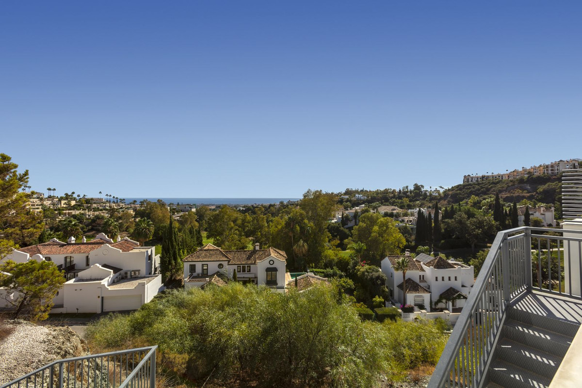 Appartement te koop in Nueva Andalucía | 2 slaapkamers H5205550