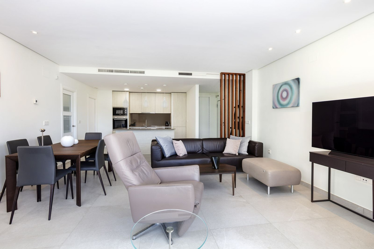 Appartement te koop in Nueva Andalucía | 2 slaapkamers H5205550