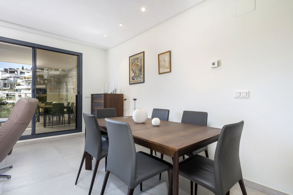 Appartement te koop in Nueva Andalucía | 2 slaapkamers H5205550