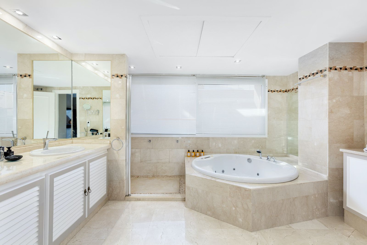 Property main view 14