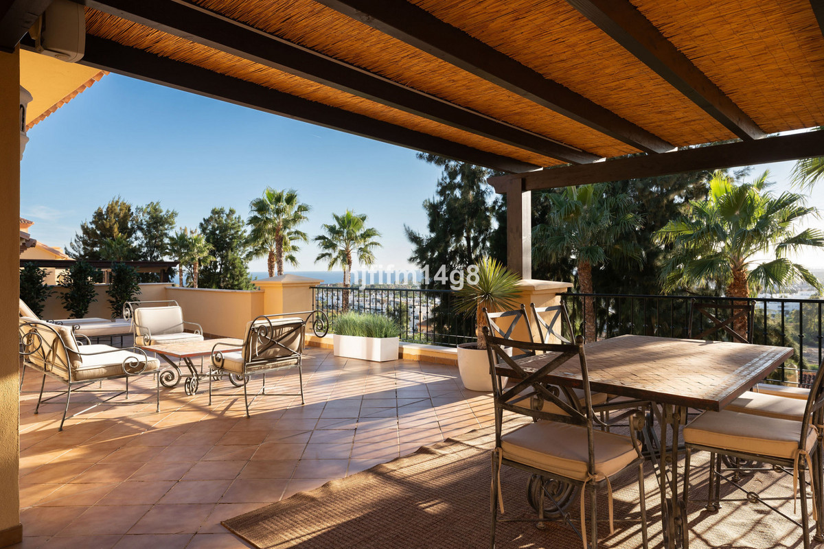 Appartement te koop in Nueva Andalucía | 3 slaapkamers H5216806