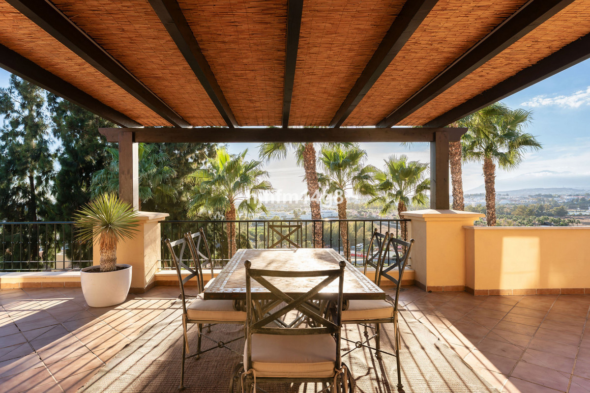 Appartement te koop in Nueva Andalucía | 3 slaapkamers H5216806