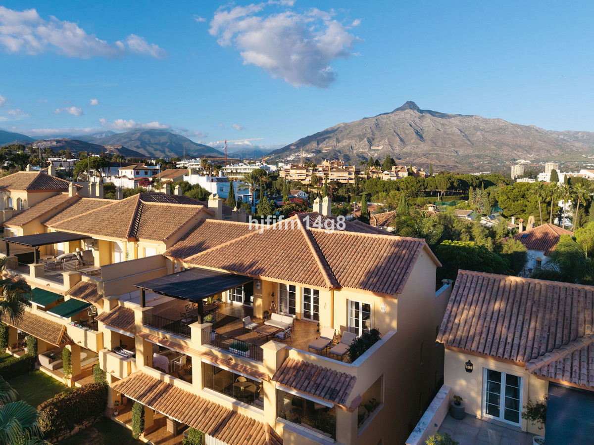 Appartement te koop in Nueva Andalucía | 3 slaapkamers H5216806