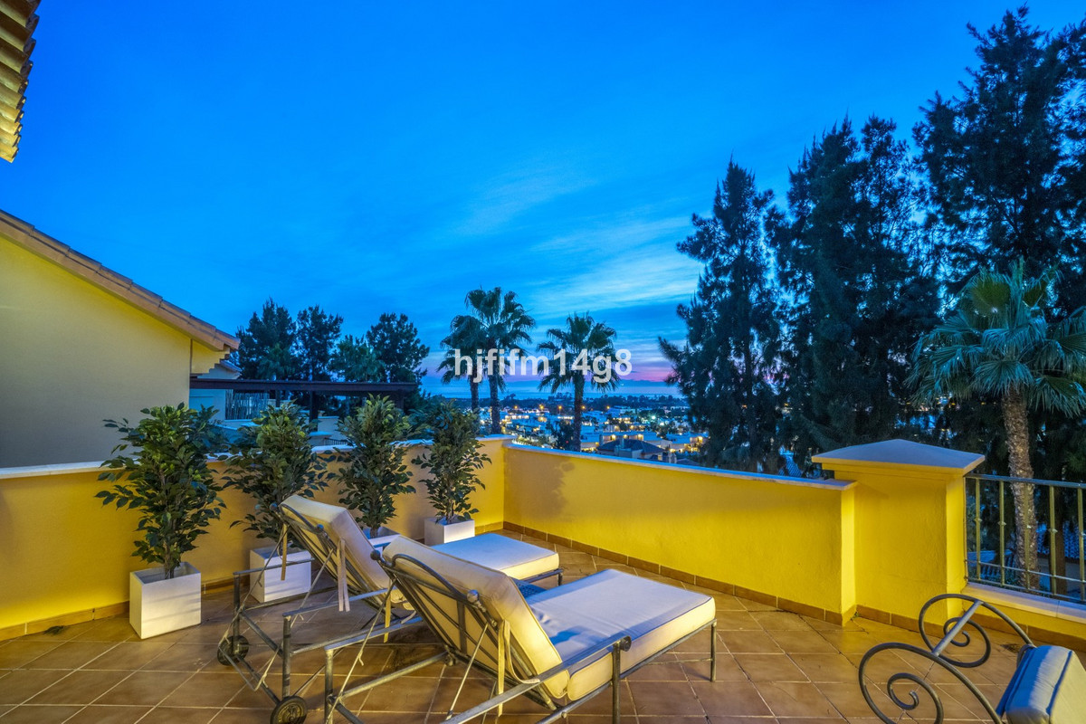 Appartement te koop in Nueva Andalucía | 3 slaapkamers H5216806