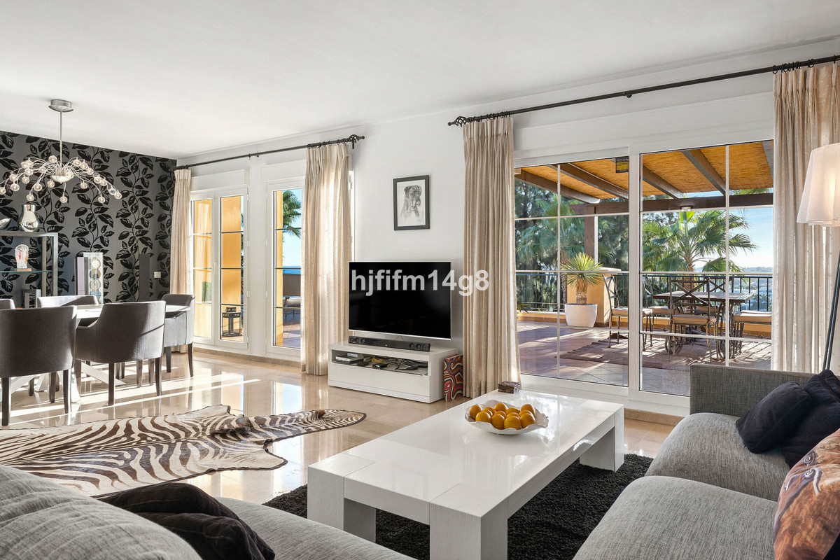 Appartement te koop in Nueva Andalucía | 3 slaapkamers H5216806