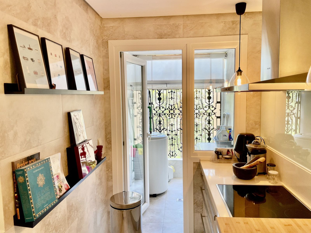 Appartement te koop in Nueva Andalucía | 2 slaapkamers H5221681