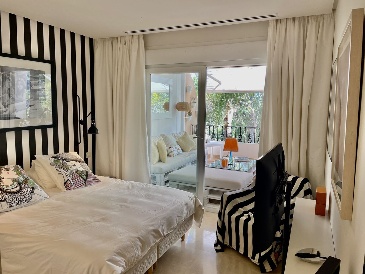 Appartement te koop in Nueva Andalucía | 2 slaapkamers H5221681