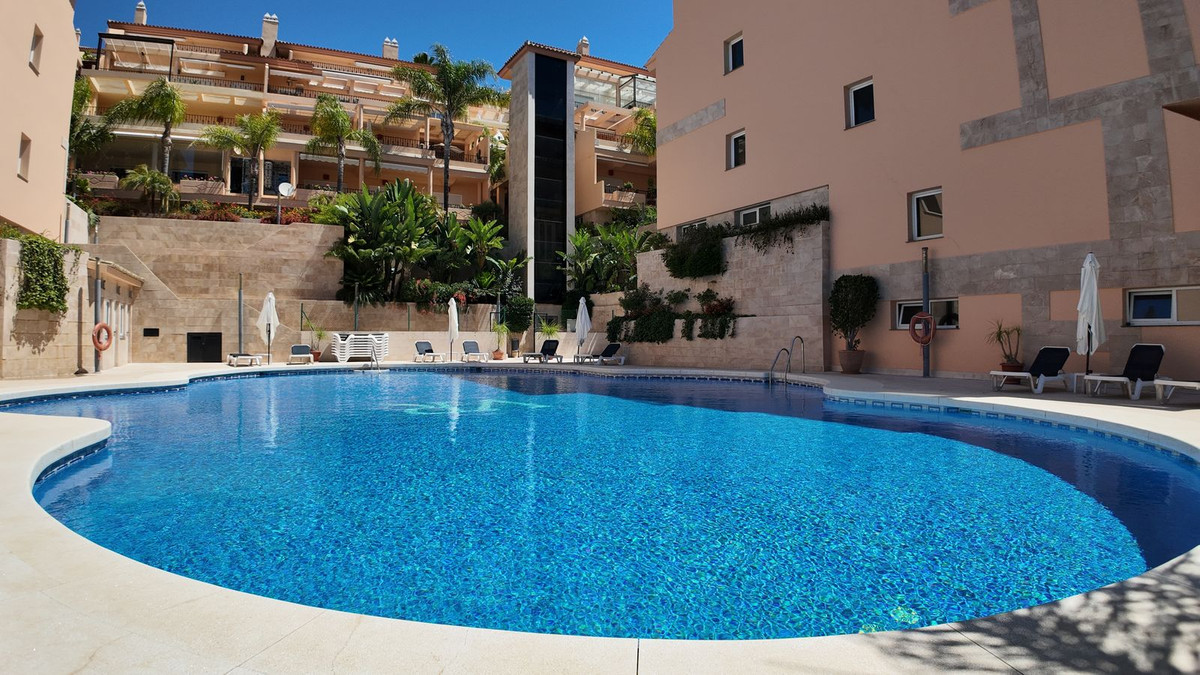 Appartement te koop in Nueva Andalucía | 2 slaapkamers H5221681