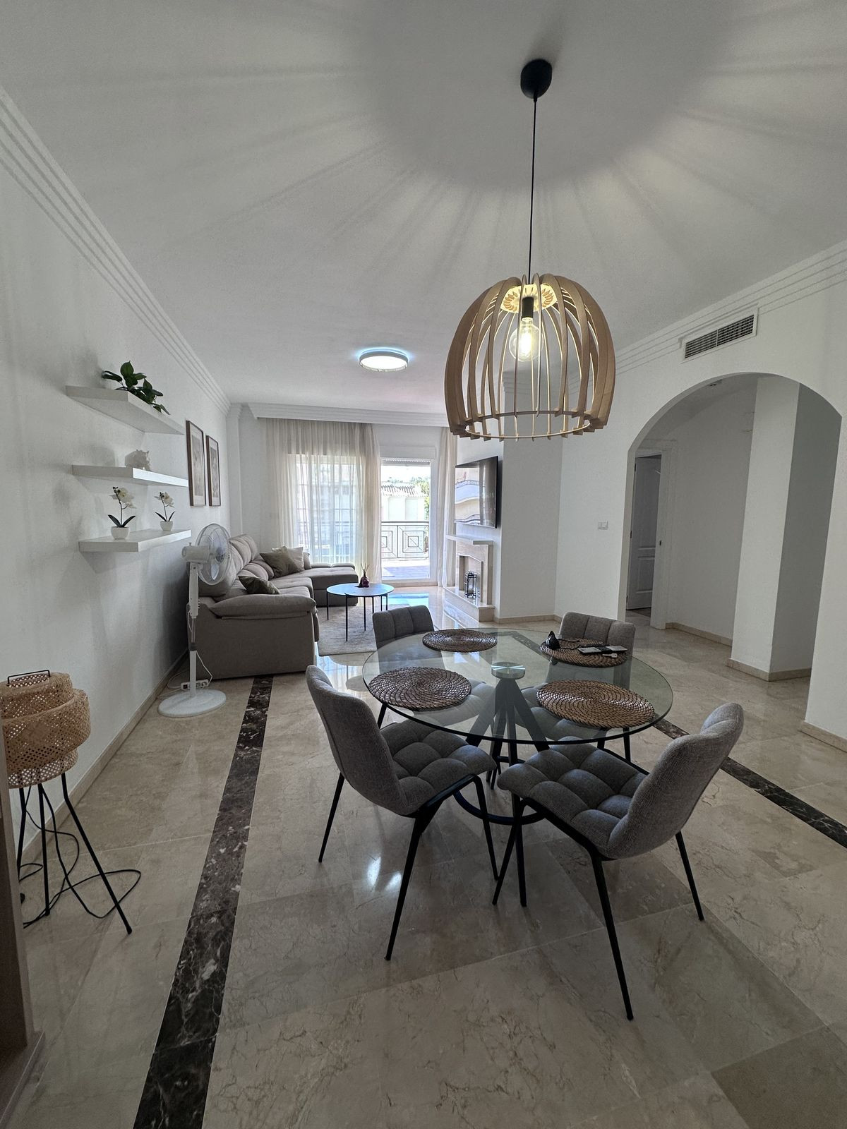 Appartement te koop in Nueva Andalucía | 2 slaapkamers H5227291