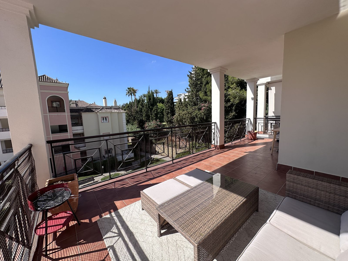 Appartement te koop in Nueva Andalucía | 2 slaapkamers H5227291