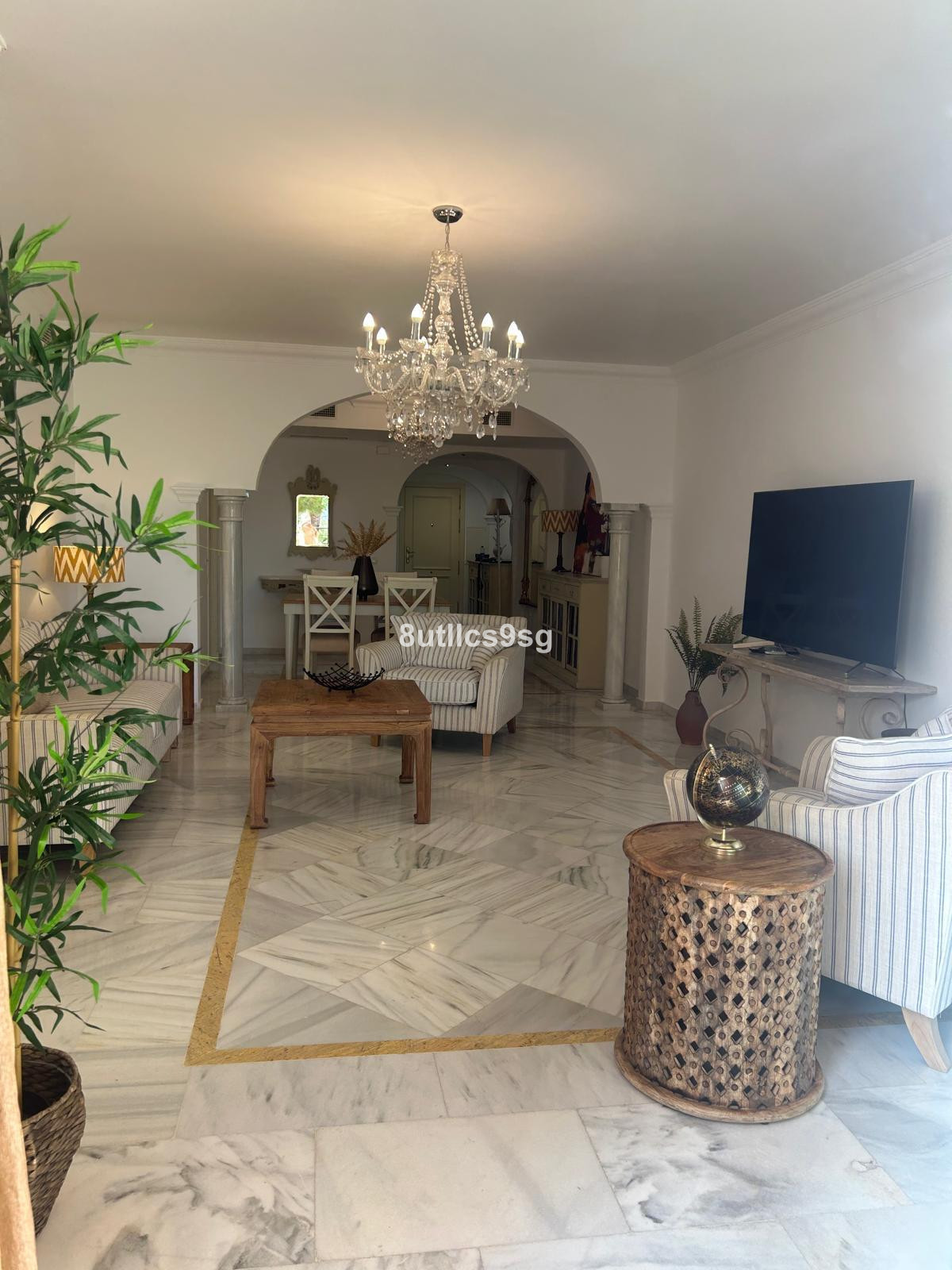 Appartement te koop in Nueva Andalucía | 2 slaapkamers H5227834