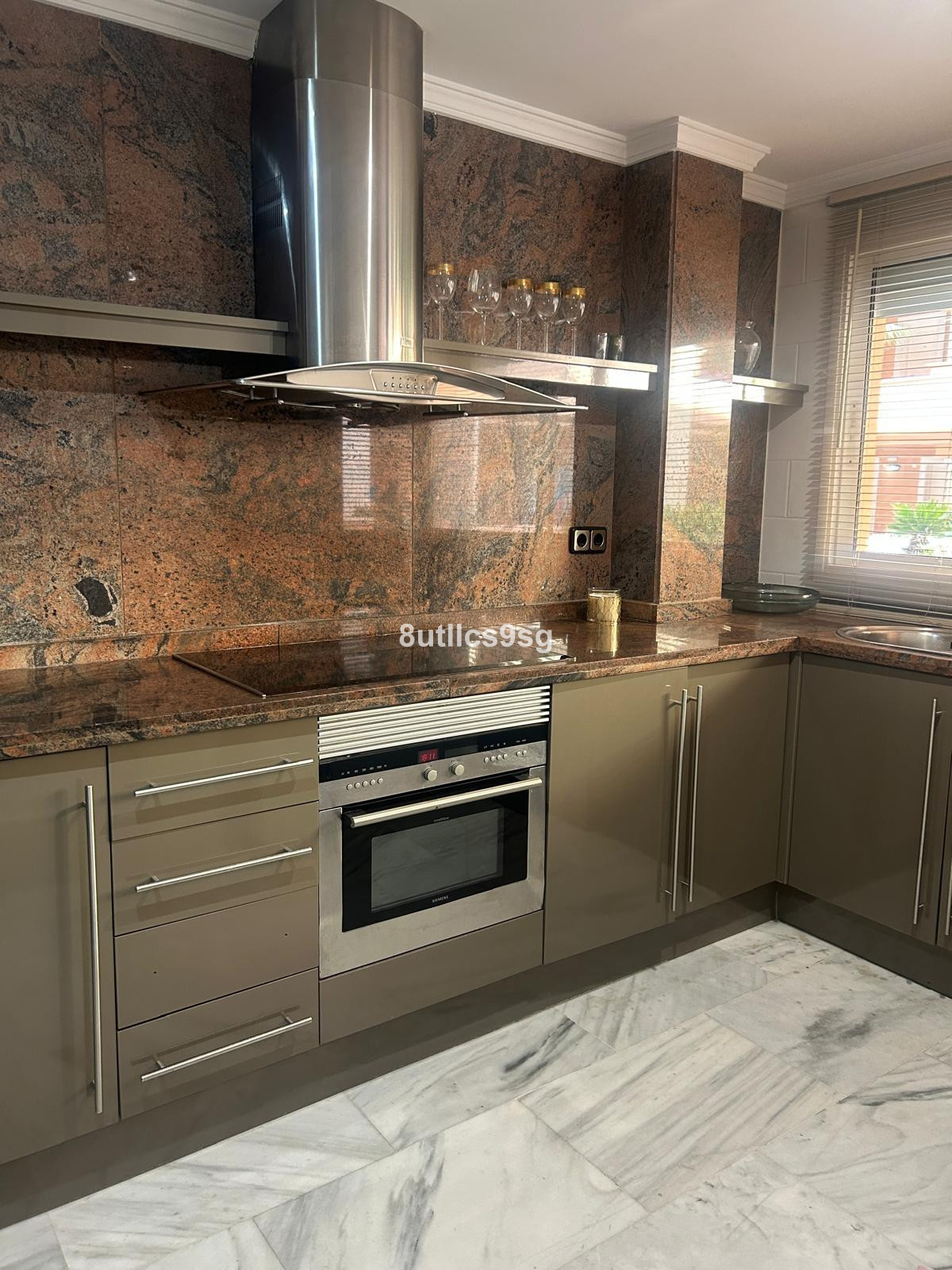 Appartement te koop in Nueva Andalucía | 2 slaapkamers H5227834