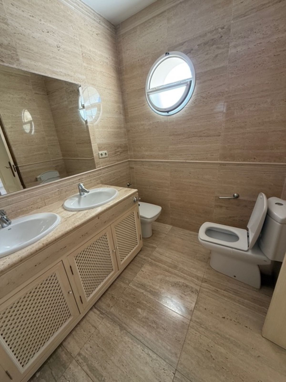 Property main view 12