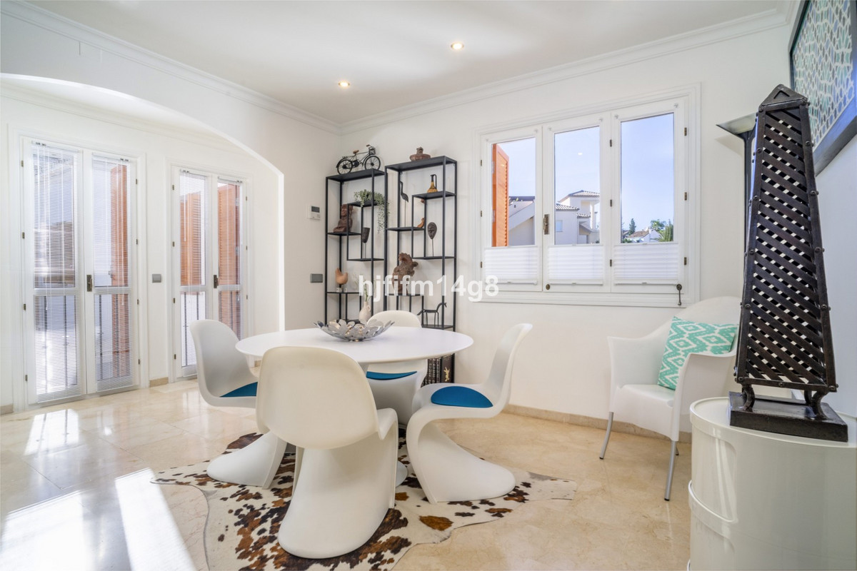 Appartement te koop in Nueva Andalucía | 1 slaapkamers H5236690