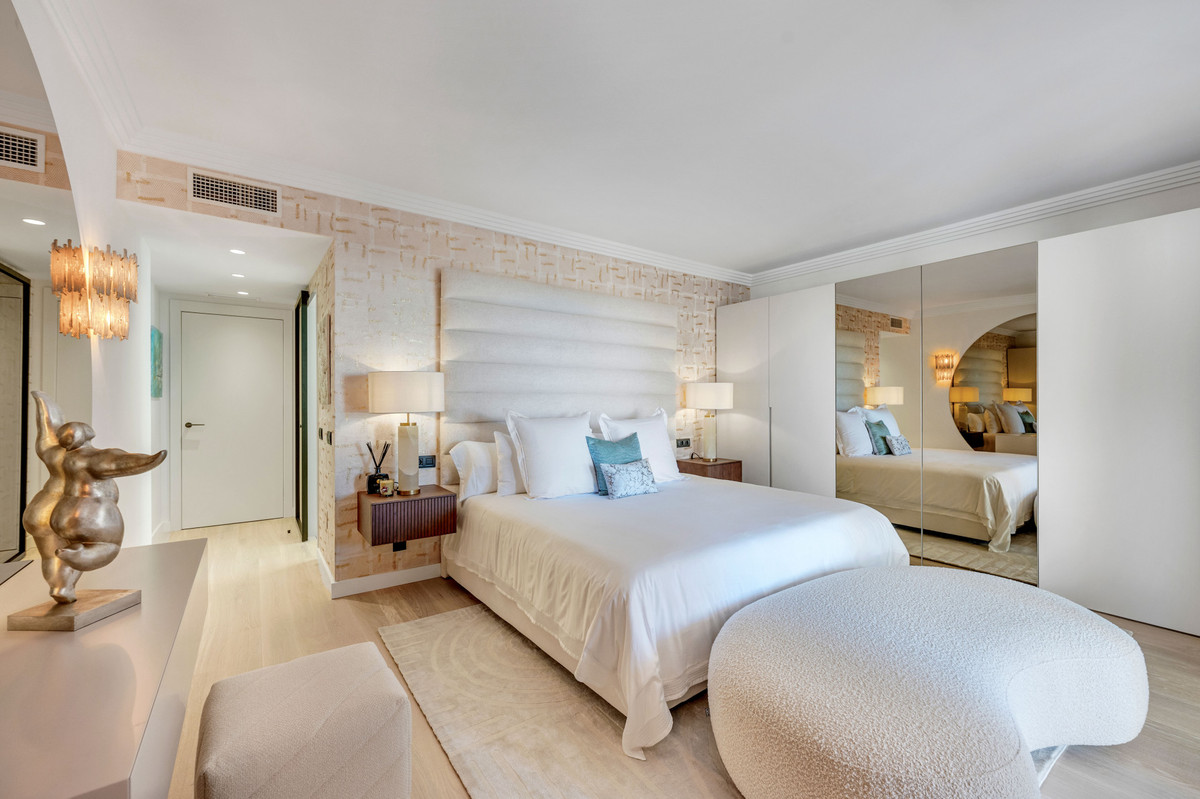 Appartement te koop in Nueva Andalucía | 4 slaapkamers H5242261