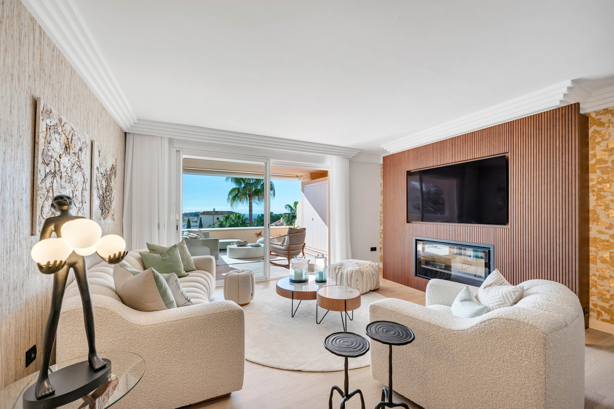 Appartement te koop in Nueva Andalucía | 4 slaapkamers H5242261