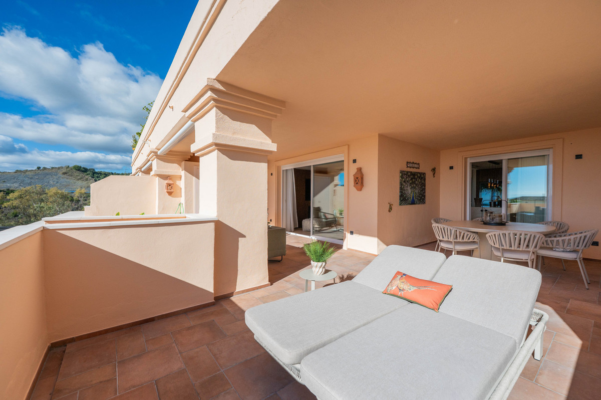 Appartement te koop in Nueva Andalucía | 4 slaapkamers H5242261