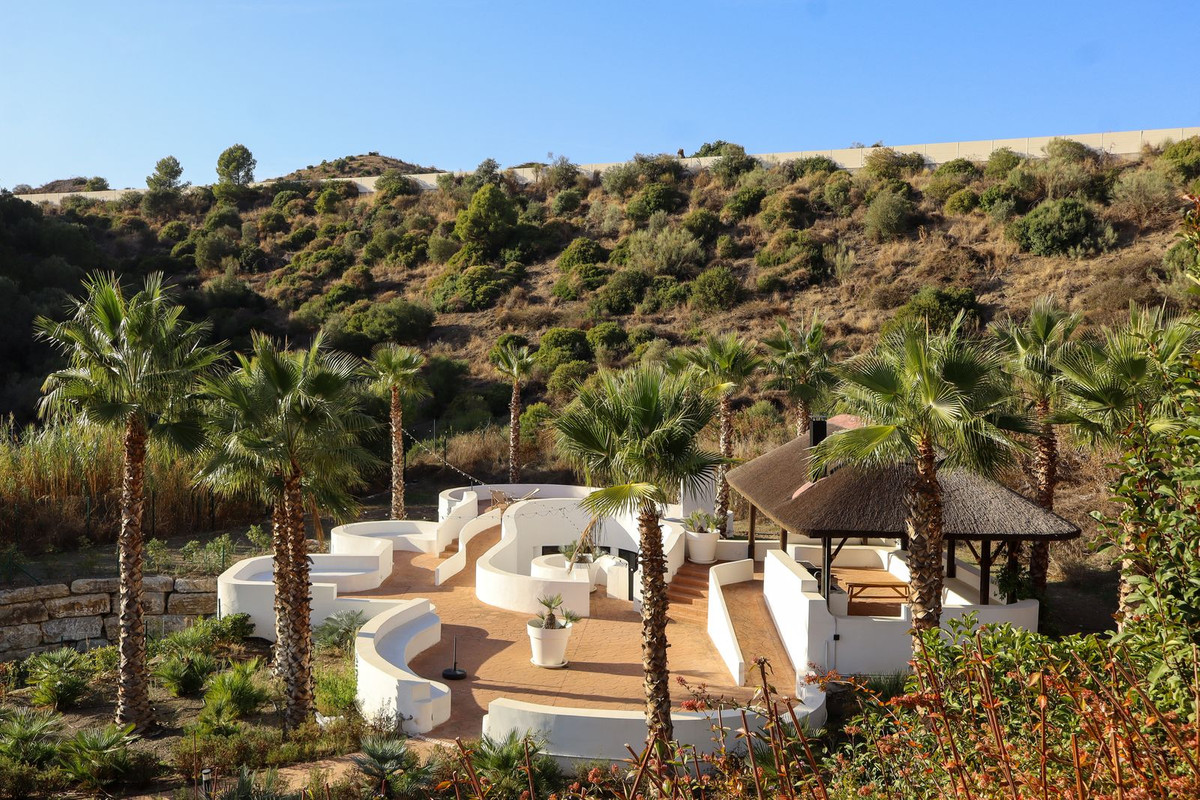 Property main view 80