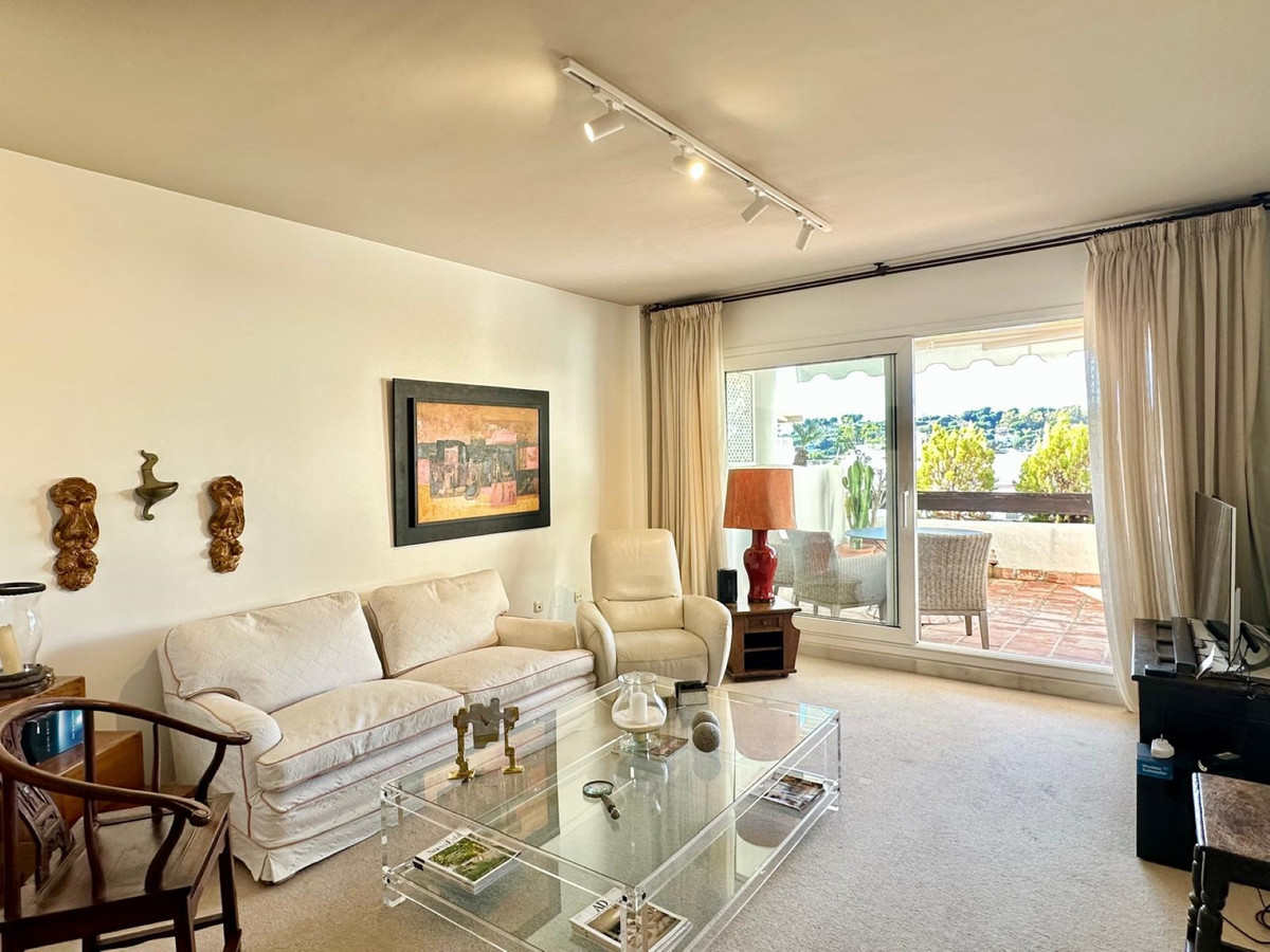 Appartement te koop in Nueva Andalucía | 2 slaapkamers H5245804