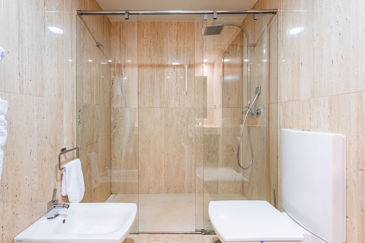 Appartement te koop in Nueva Andalucía | 2 slaapkamers H5250022