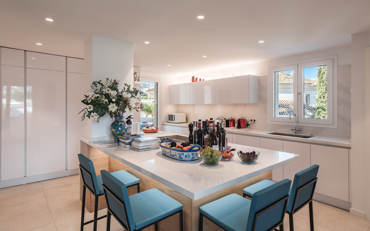 Appartement te koop in Nueva Andalucía | 3 slaapkamers H5253520