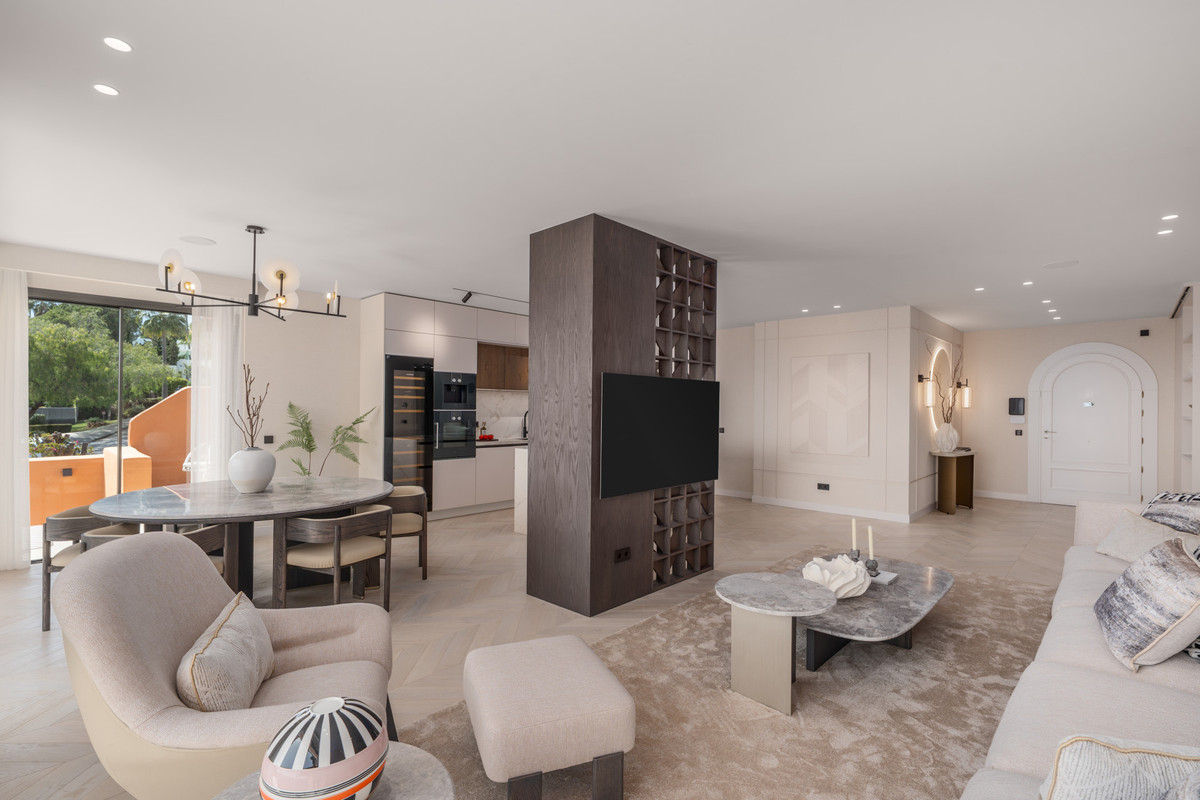 Appartement te koop in Nueva Andalucía | 4 slaapkamers H5253811